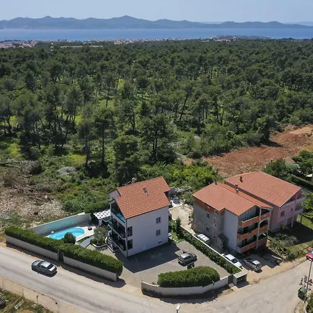 Villa Ksenija *
